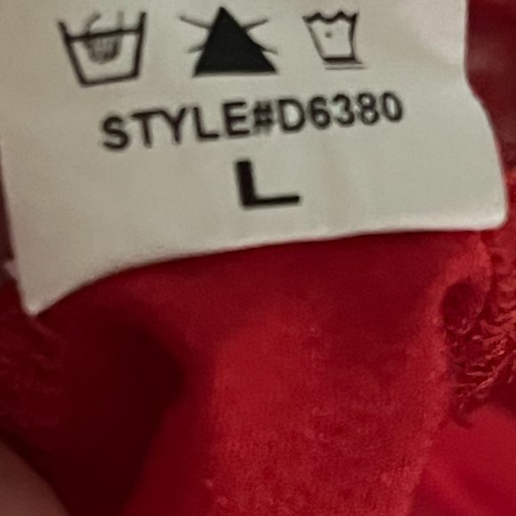 FREE SHIPPING ress; soft red and white; gathered areas for fun flirty; tie open - Picture 10 of 10